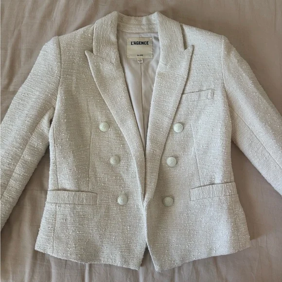 L'AGENCE Brooke Double Breasted Crop Blazer in Ecru - Picture 1 of 6